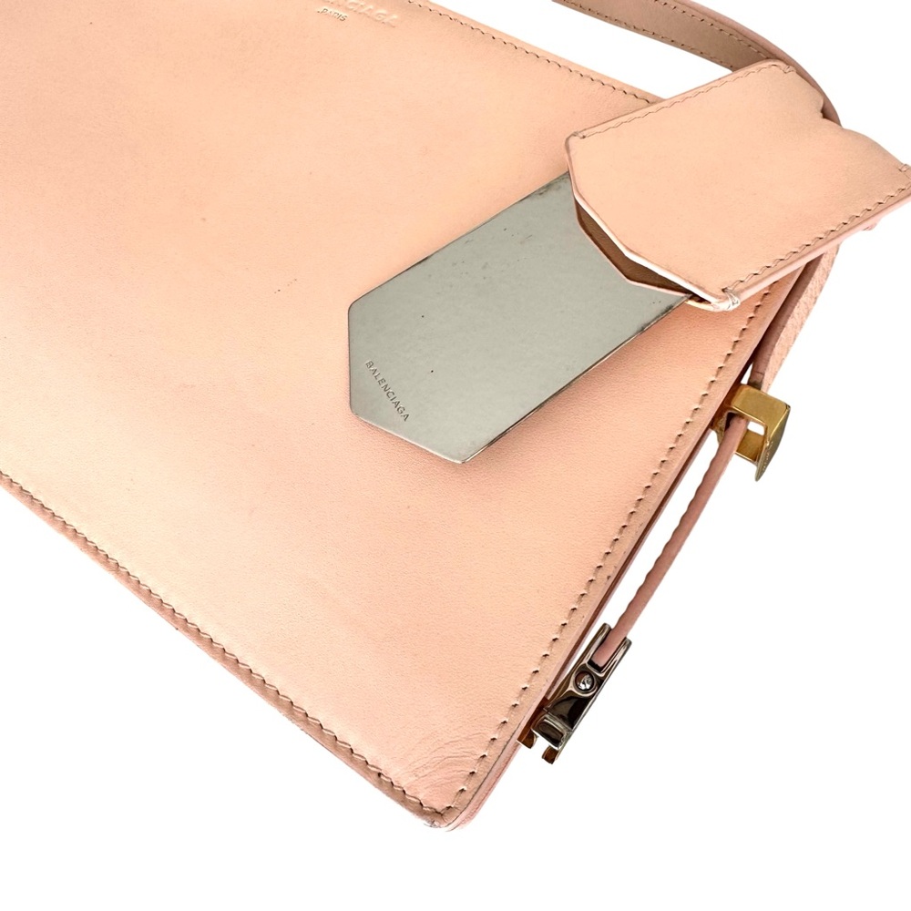 Balenciaga Shoulder Bag Crossbody Light Pink Leather - Picture 12 of 17